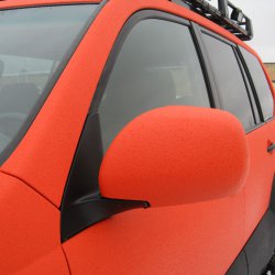 Toyota Land Cruiser 120 orange-black